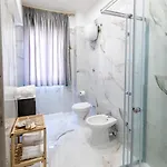Parthenope Luxury House בית הארחה 4*