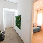 בית הארחה Parthenope Luxury House
