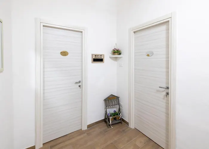 Parthenope Luxury House Konukevi 4*