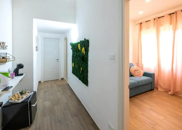 Parthenope Luxury House 4*