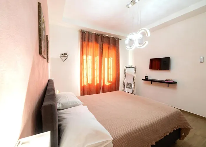 Parthenope Luxury House